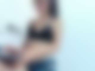 emmillyy20's Live Sex Cam Show