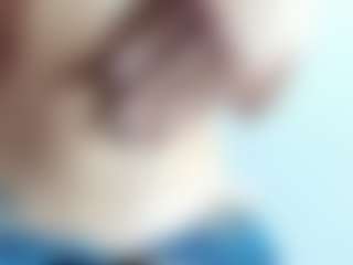 emmillyy20's Live Sex Cam Show