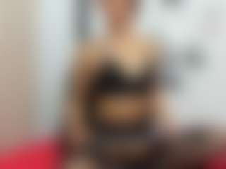 emmillyy20's Live Sex Cam Show