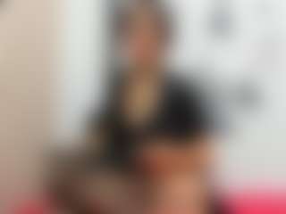 emmillyy20's Live Sex Cam Show