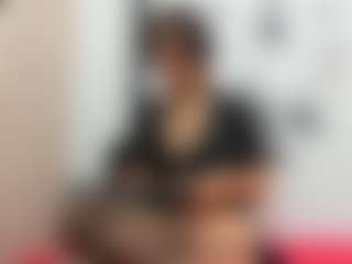 emmillyy20's Live Sex Cam Show