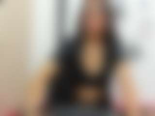 emmillyy20's Live Sex Cam Show
