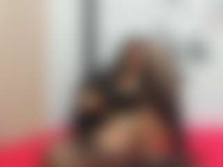 emmillyy20's Live Sex Cam Show