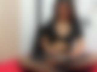 emmillyy20's Live Sex Cam Show