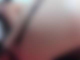 emmillyy20's Live Sex Cam Show