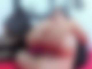 emmillyy20's Live Sex Cam Show