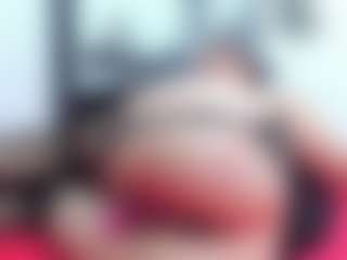 emmillyy20's Live Sex Cam Show