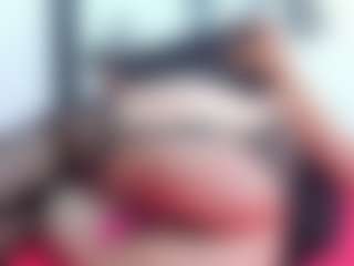 emmillyy20's Live Sex Cam Show