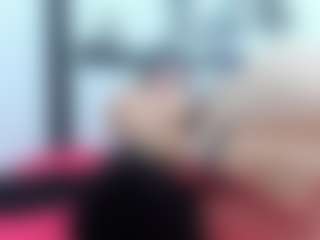 emmillyy20's Live Sex Cam Show