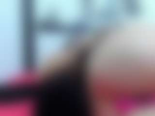 emmillyy20's Live Sex Cam Show