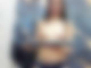 emmillyy20's Live Sex Cam Show
