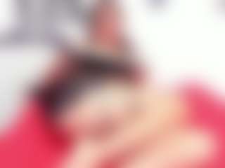 Live cam show with emmillyy20 - Eating Pussy on Camsoda