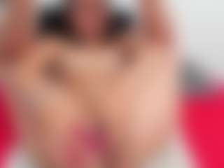 emmillyy20's Live Sex Cam Show