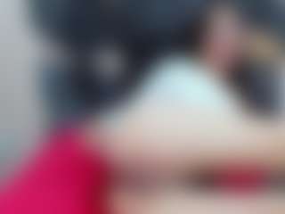 emmillyy20's Live Sex Cam Show