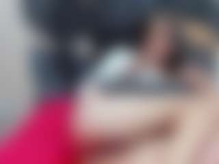 emmillyy20's Live Sex Cam Show