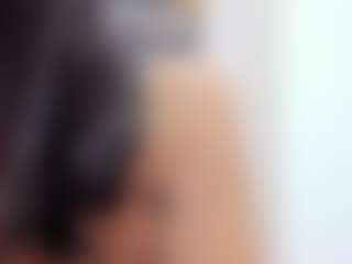 emmillyy20's Live Sex Cam Show