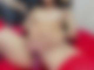 emmillyy20's Live Sex Cam Show