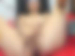 emmillyy20's Live Sex Cam Show