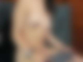 emmillyy20's Live Sex Cam Show
