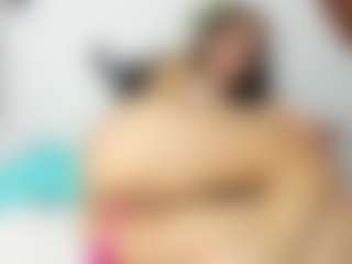 emmillyy20's Live Sex Cam Show