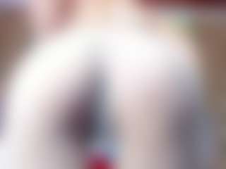 emmillyy20's Live Sex Cam Show