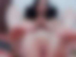 emmillyy20's Live Sex Cam Show