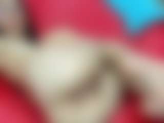 emmillyy20's Live Sex Cam Show