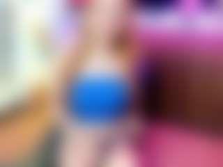 LucyBlazeY's Live Sex Cam Show