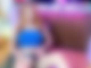 LucyBlazeY's Live Sex Cam Show