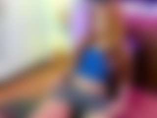 LucyBlazeY's Live Sex Cam Show
