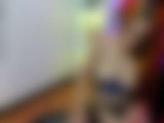 LucyBlazeY's Live Sex Cam Show