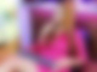 LucyBlazeY's Live Sex Cam Show