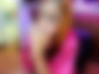 LucyBlazeY's Live Sex Cam Show