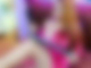LucyBlazeY's Live Sex Cam Show
