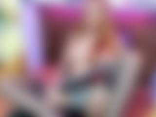 LucyBlazeY's Live Sex Cam Show