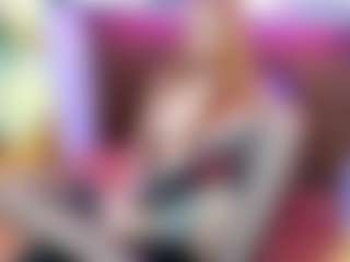 LucyBlazeY's Live Sex Cam Show