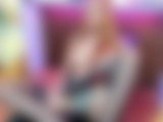 LucyBlazeY's Live Sex Cam Show