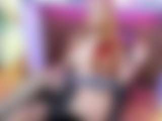 LucyBlazeY's Live Sex Cam Show