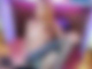 LucyBlazeY's Live Sex Cam Show