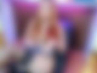 LucyBlazeY's Live Sex Cam Show