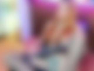 LucyBlazeY's Live Sex Cam Show