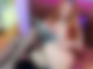 LucyBlazeY's Live Sex Cam Show
