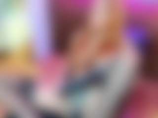LucyBlazeY's Live Sex Cam Show