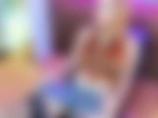 LucyBlazeY's Live Sex Cam Show