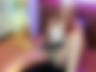 LucyBlazeY's Live Sex Cam Show