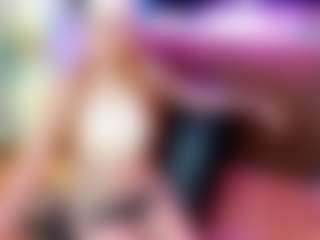 LucyBlazeY's Live Sex Cam Show