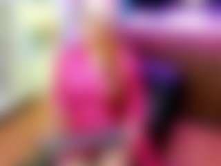 Live cam show with LucyBlazeY - Brown Eyes on Camsoda
