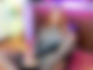 LucyBlazeY's Live Sex Cam Show