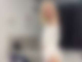 MarhtaNugent's Live Sex Cam Show