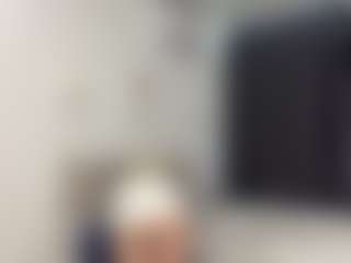 Live cam show with MarhtaNugent - Grandpa on Camsoda